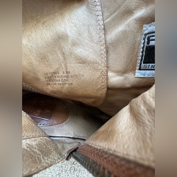 Frye Patty Riding Booties 🤎 - Picture 11 of 11